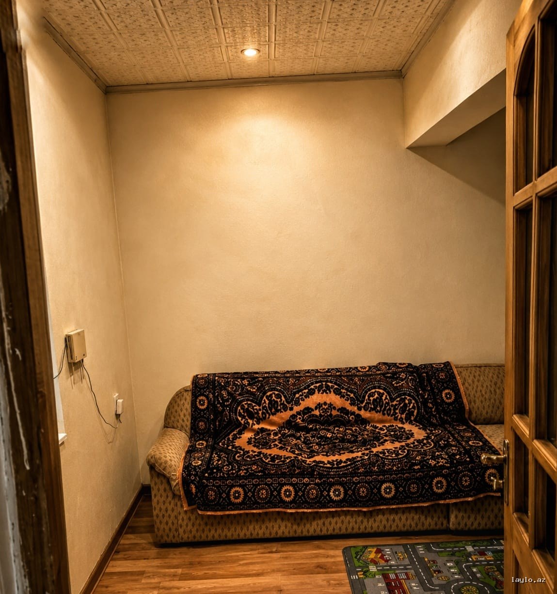 Badamadarda adelni heyet evi
