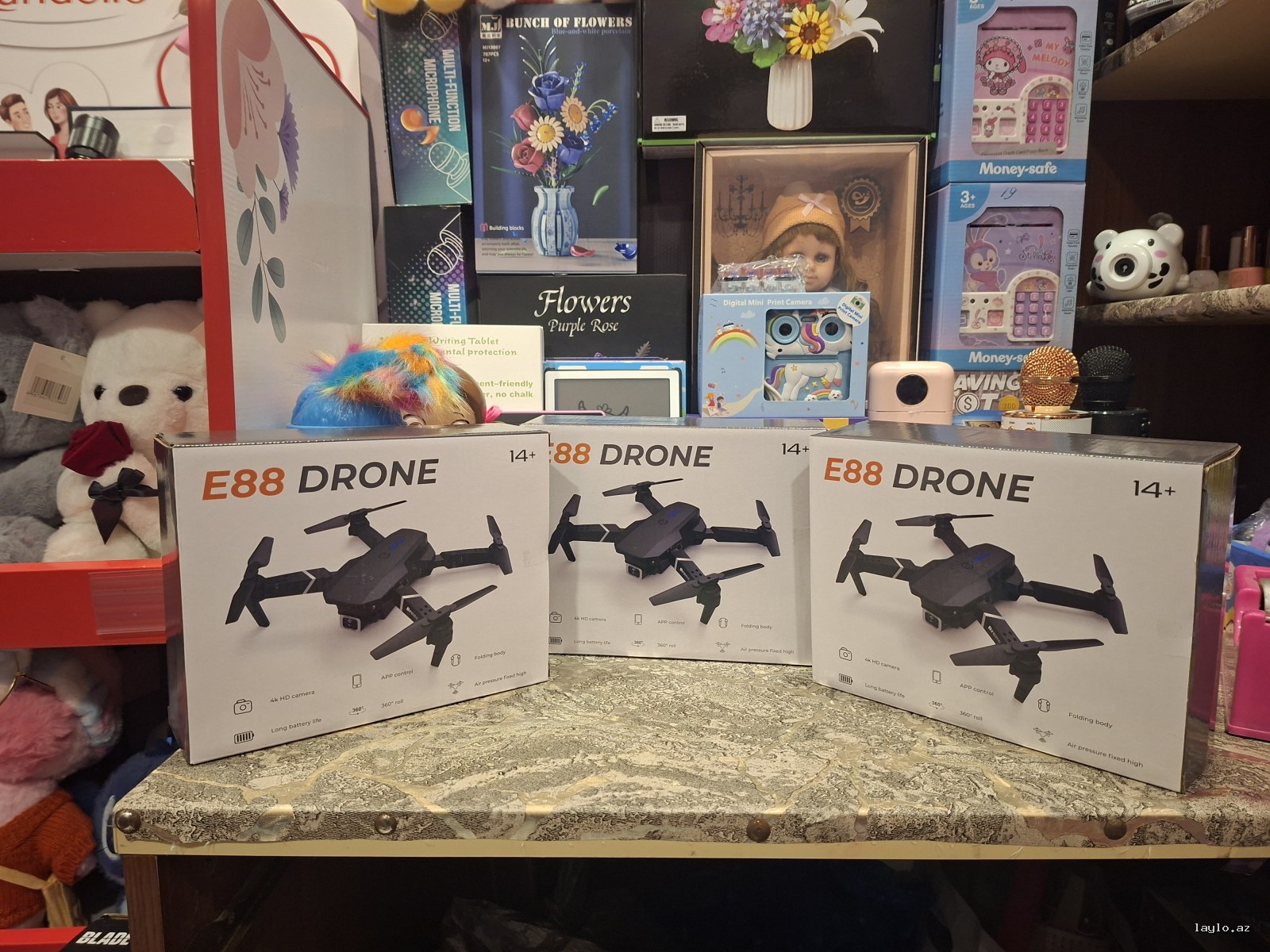 Oyuncaq Dron